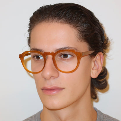 The William in Amber