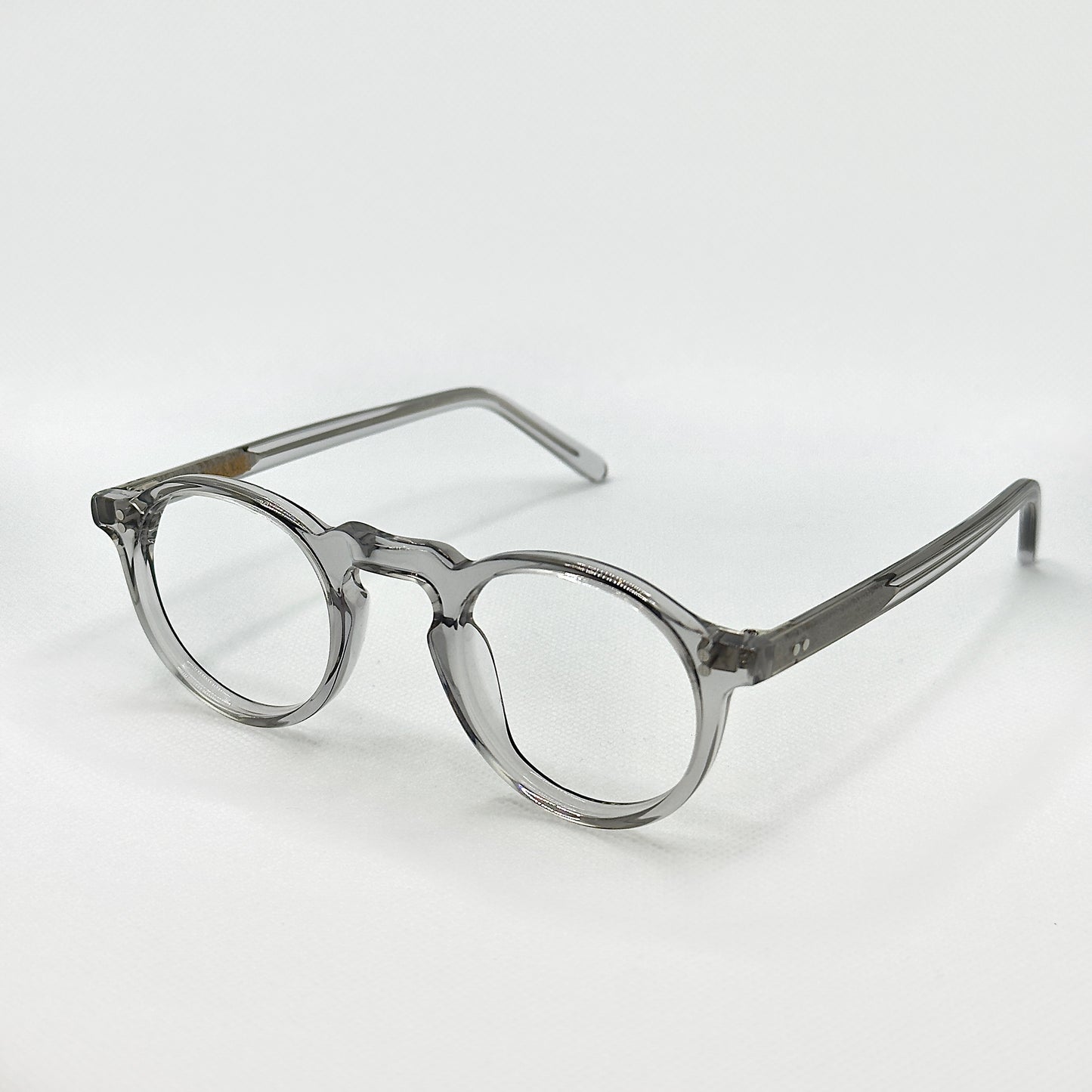 The William in Transparent