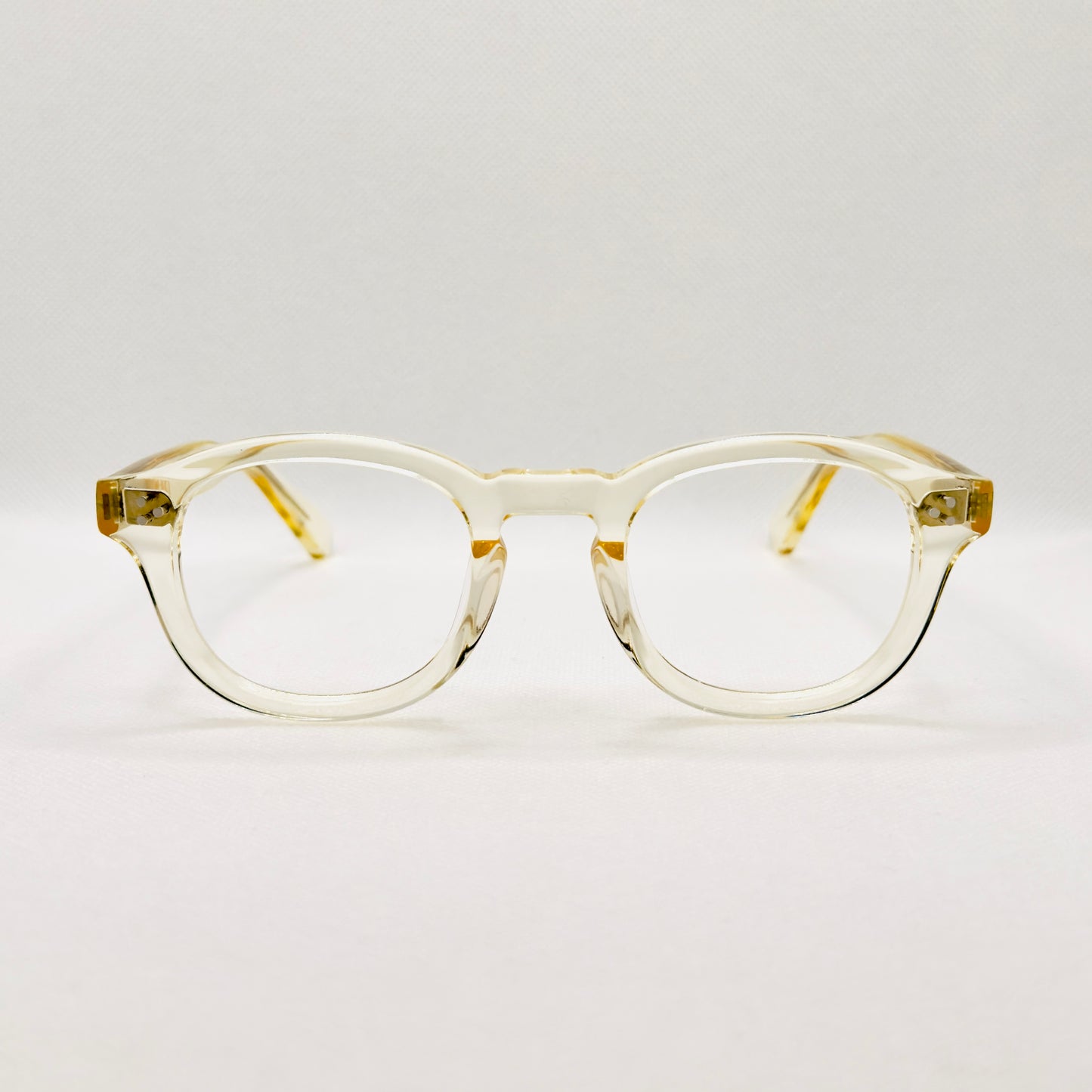 The Drayton in Transparent Amber