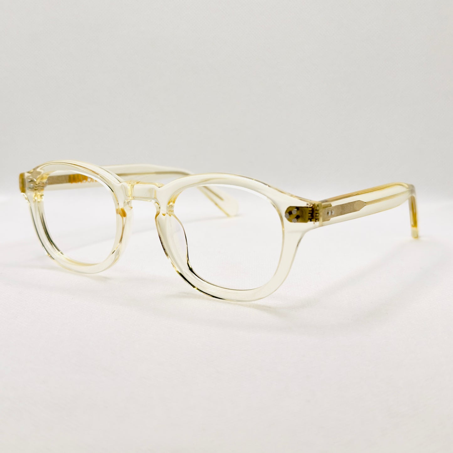 The Drayton in Transparent Amber