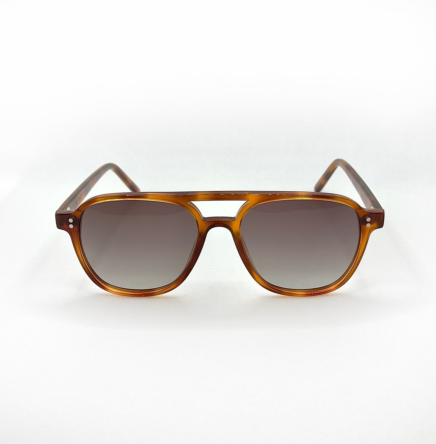 The Cadogan in Light Tortoise